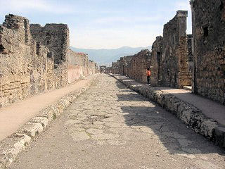 Pompeii kirándulás bérautóval